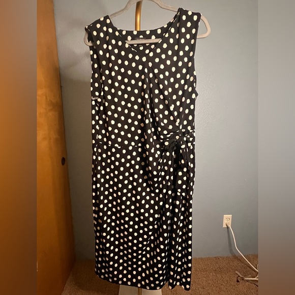 Talbots sleeveless sarong style polka dot dress - Picture 2 of 7